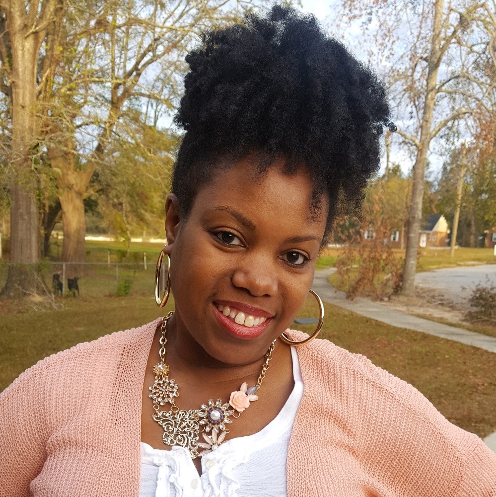 Meet your Posher, Sharonda